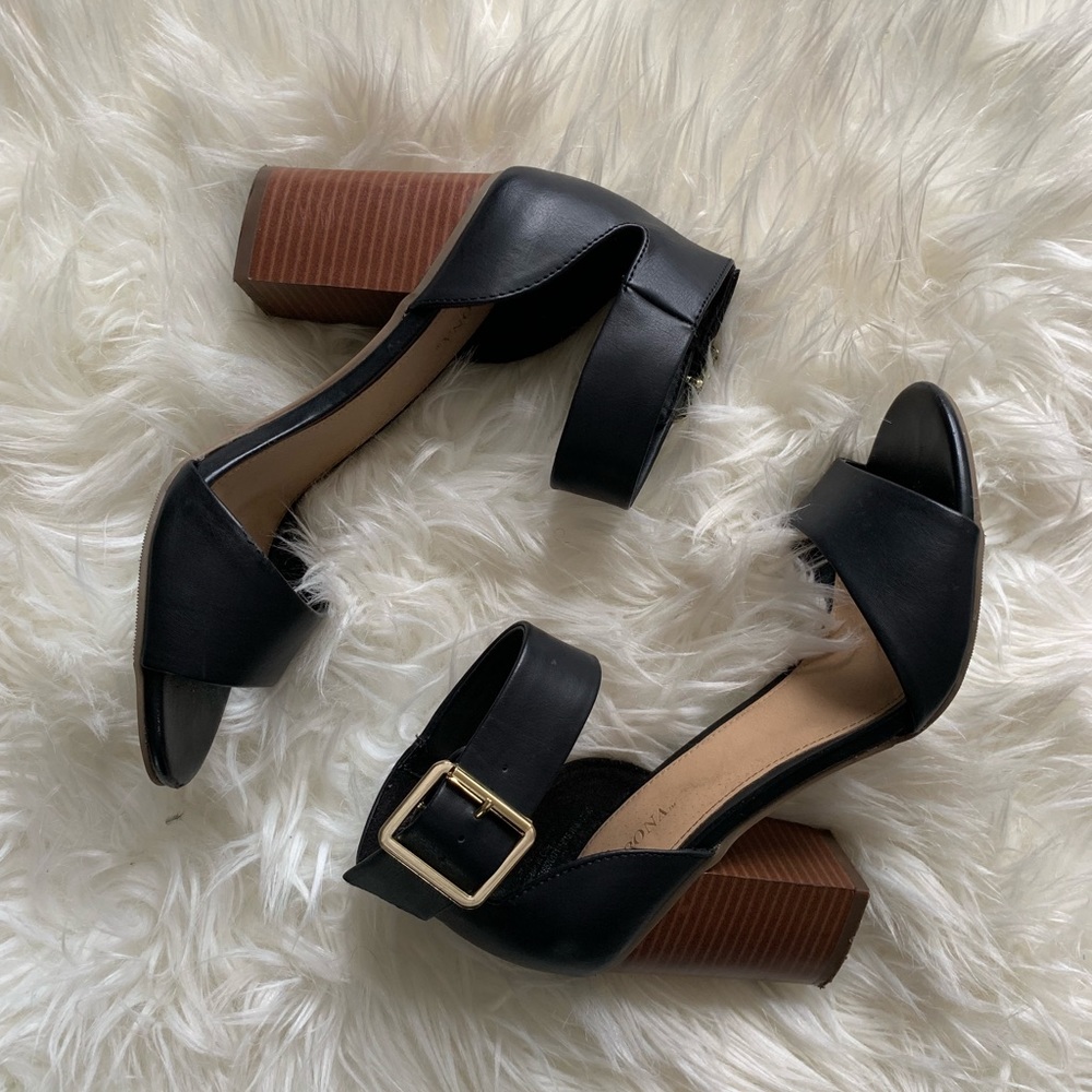 Chunky Black Pumps